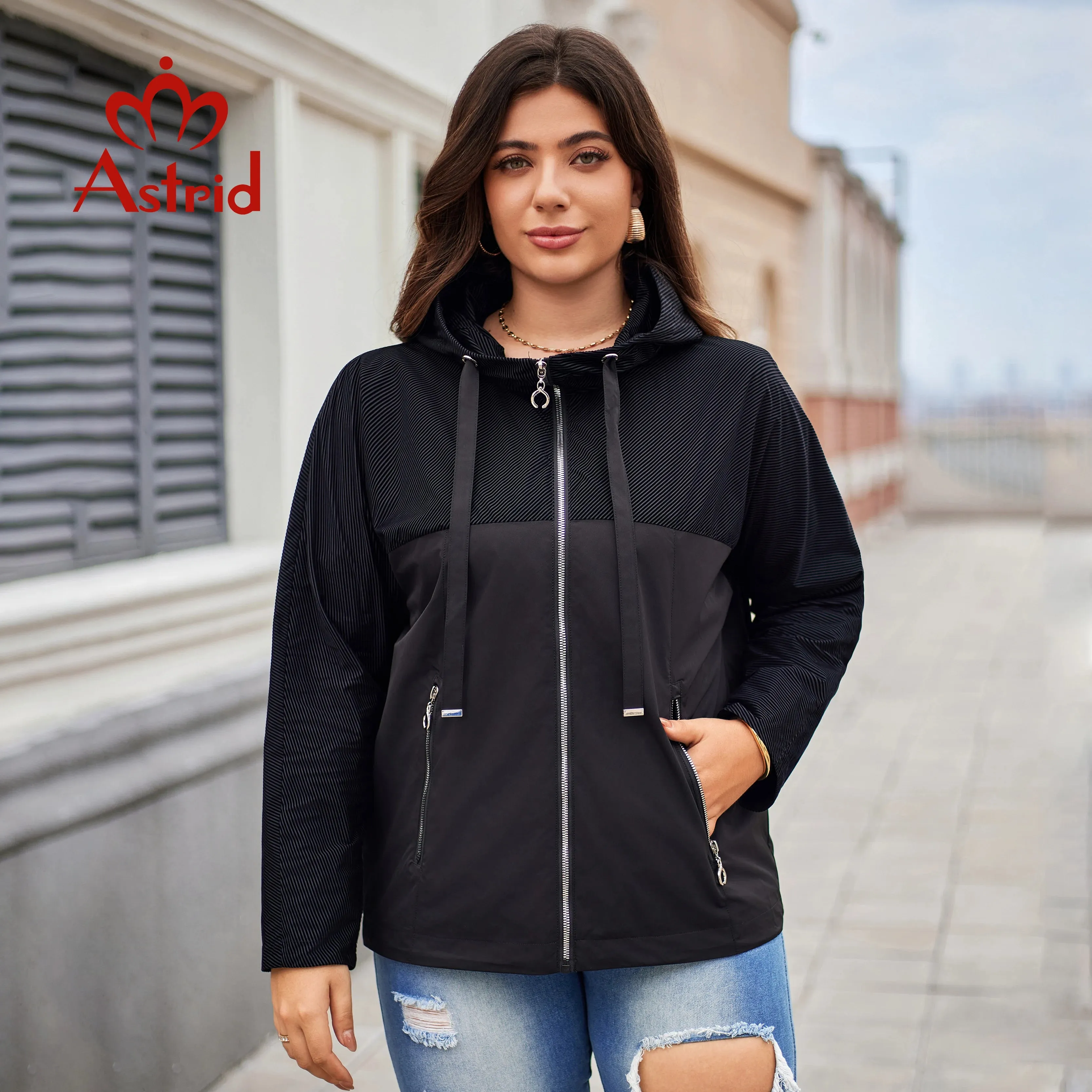 Astrid Windbreaker Hooded Outerwear Jacket