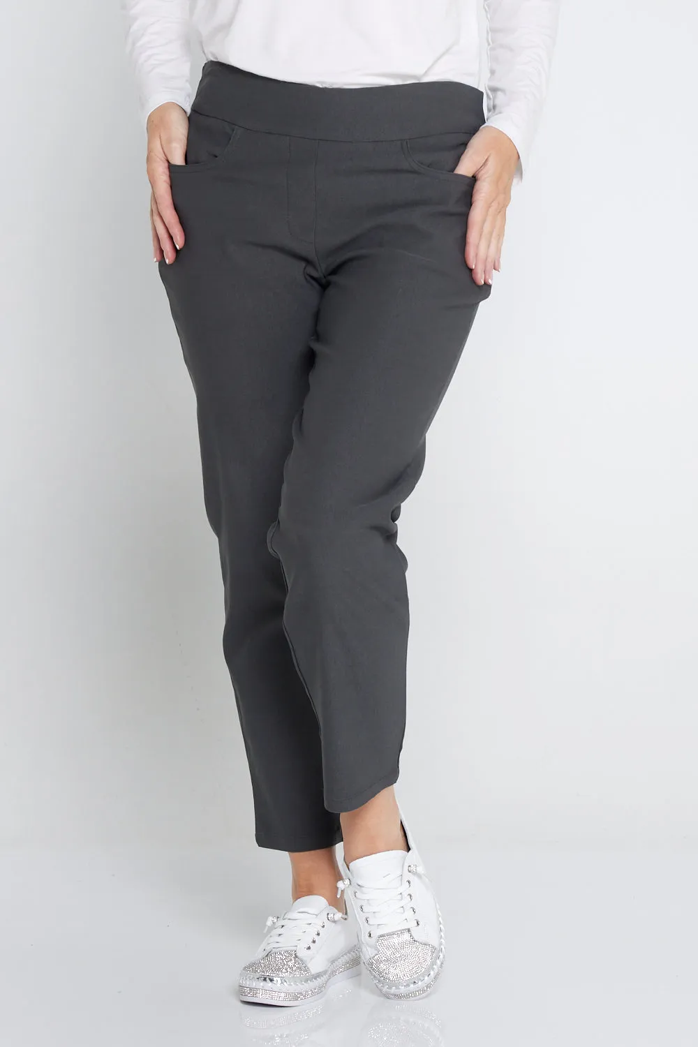 Dana Bengaline Capri Pants - Charcoal