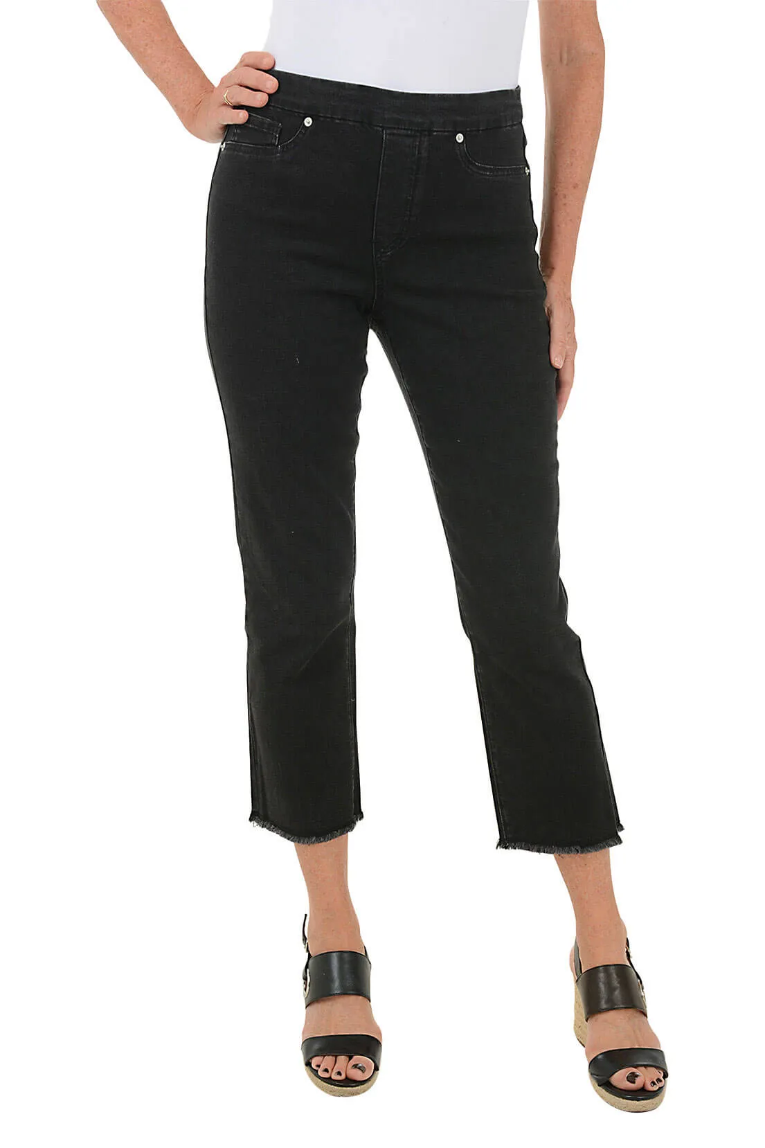 Frayed Pull-On Denim Crop Pant