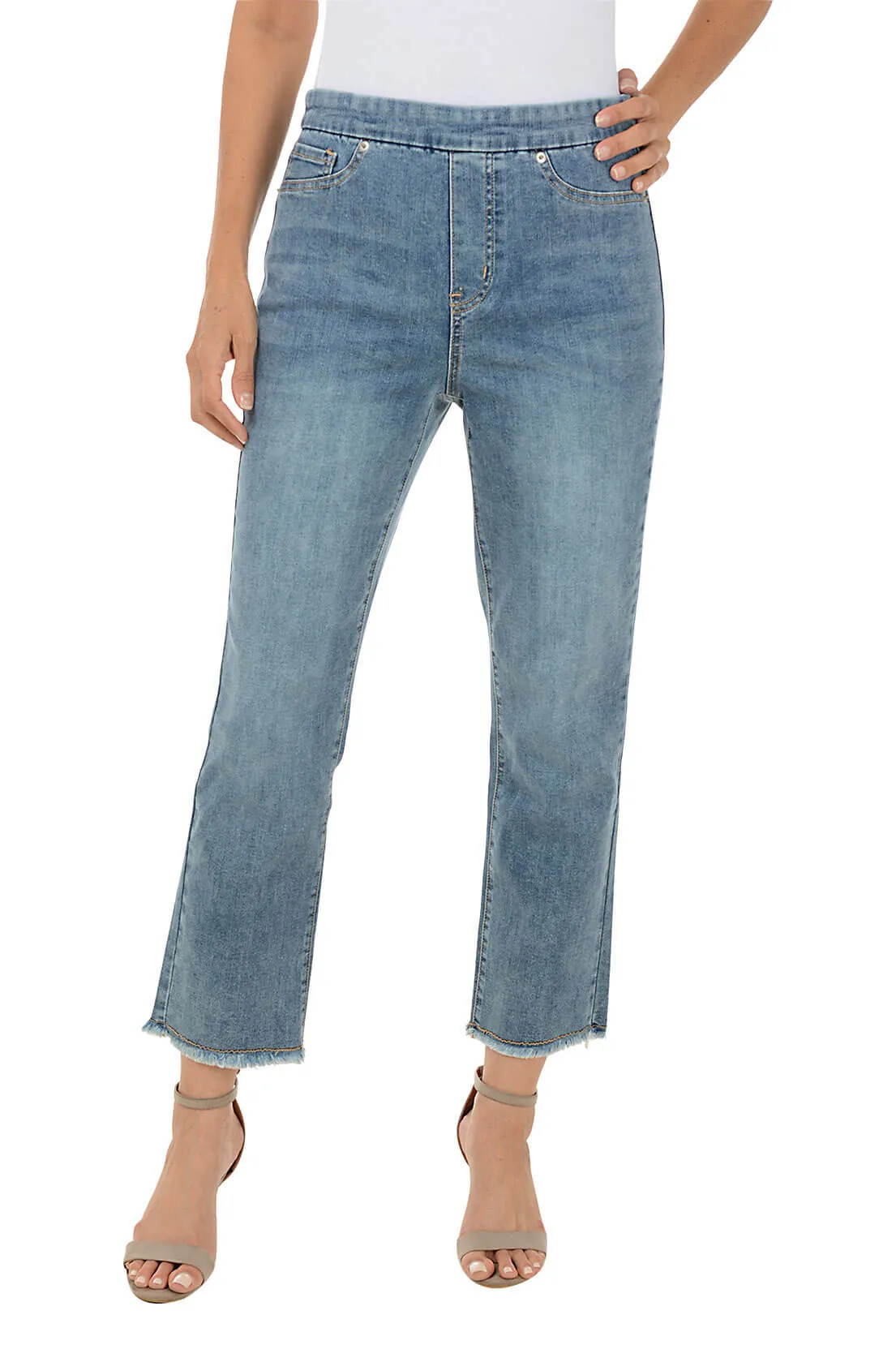 Frayed Pull-On Denim Crop Pant