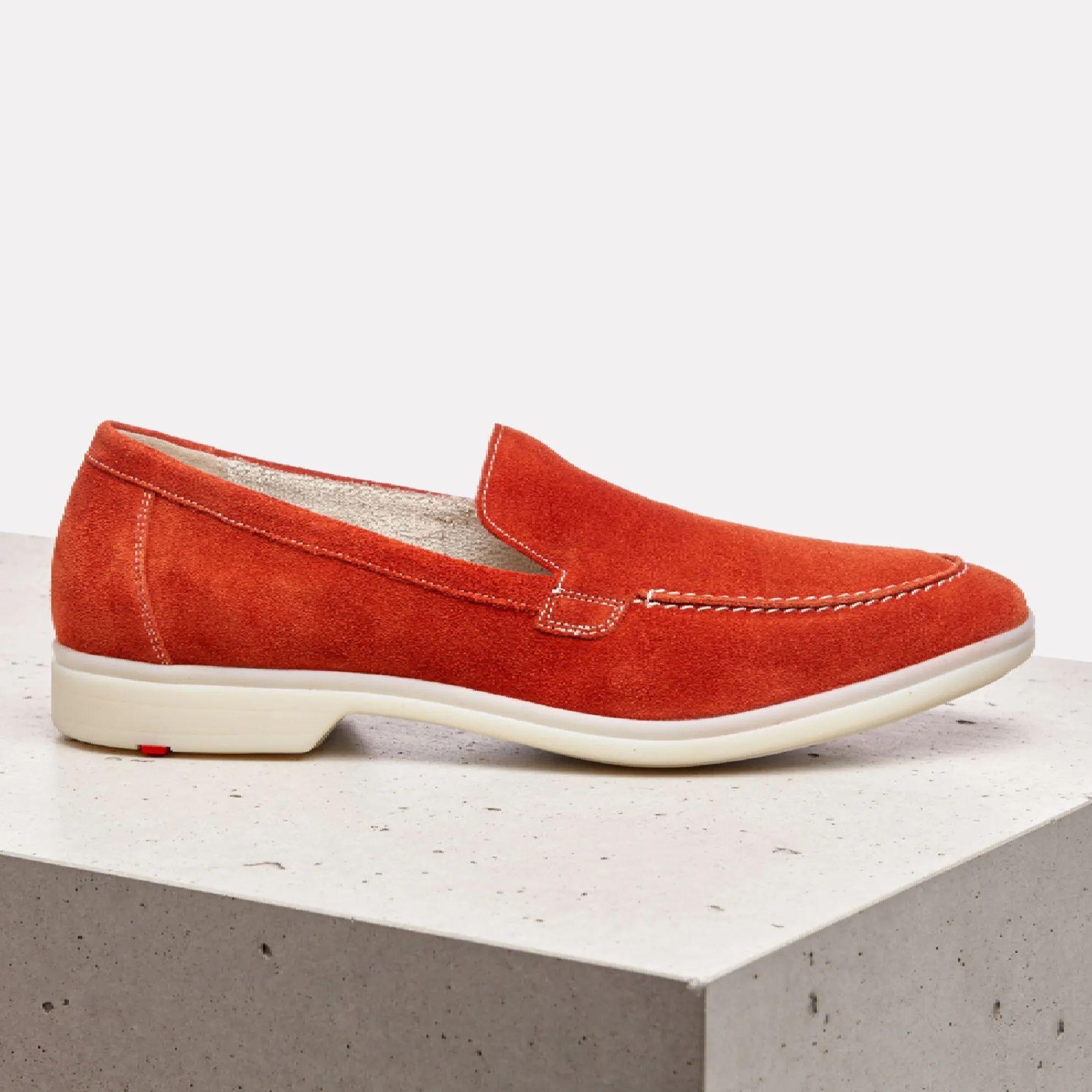 John Slip-on Loafer in Fine Suede / Orange