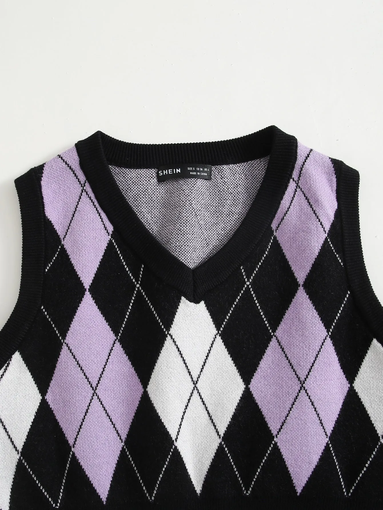 Parien Argyle Pattern Sweater Vest