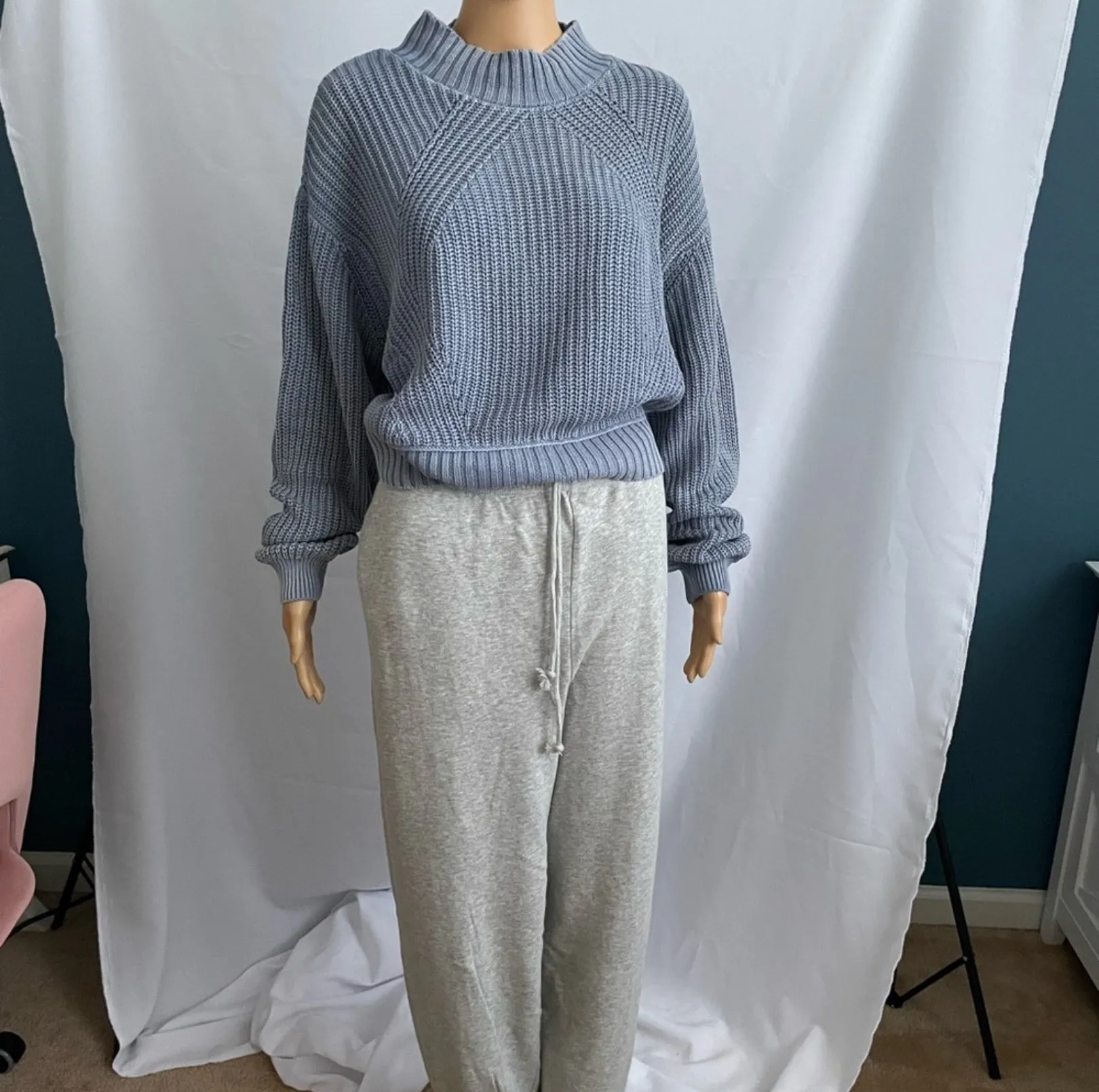 Ribbed Cropped Mock-Neck Sweater