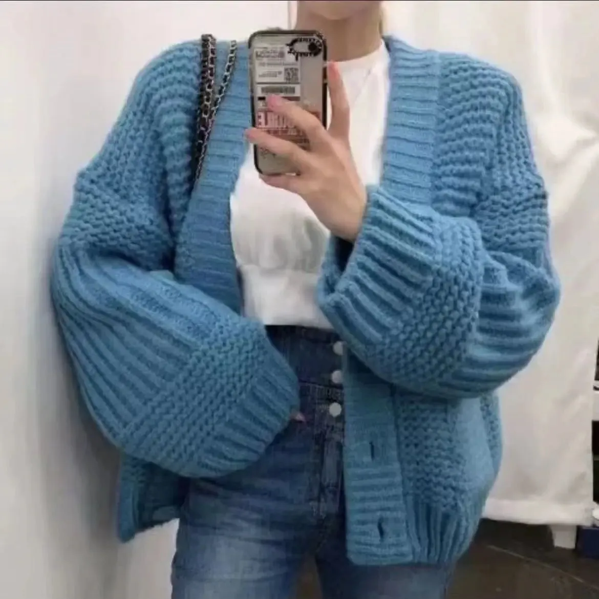 Solid color V-neck sweater jacket for spring and autumn 2024 new Korean lazy loose short knitted cardigan