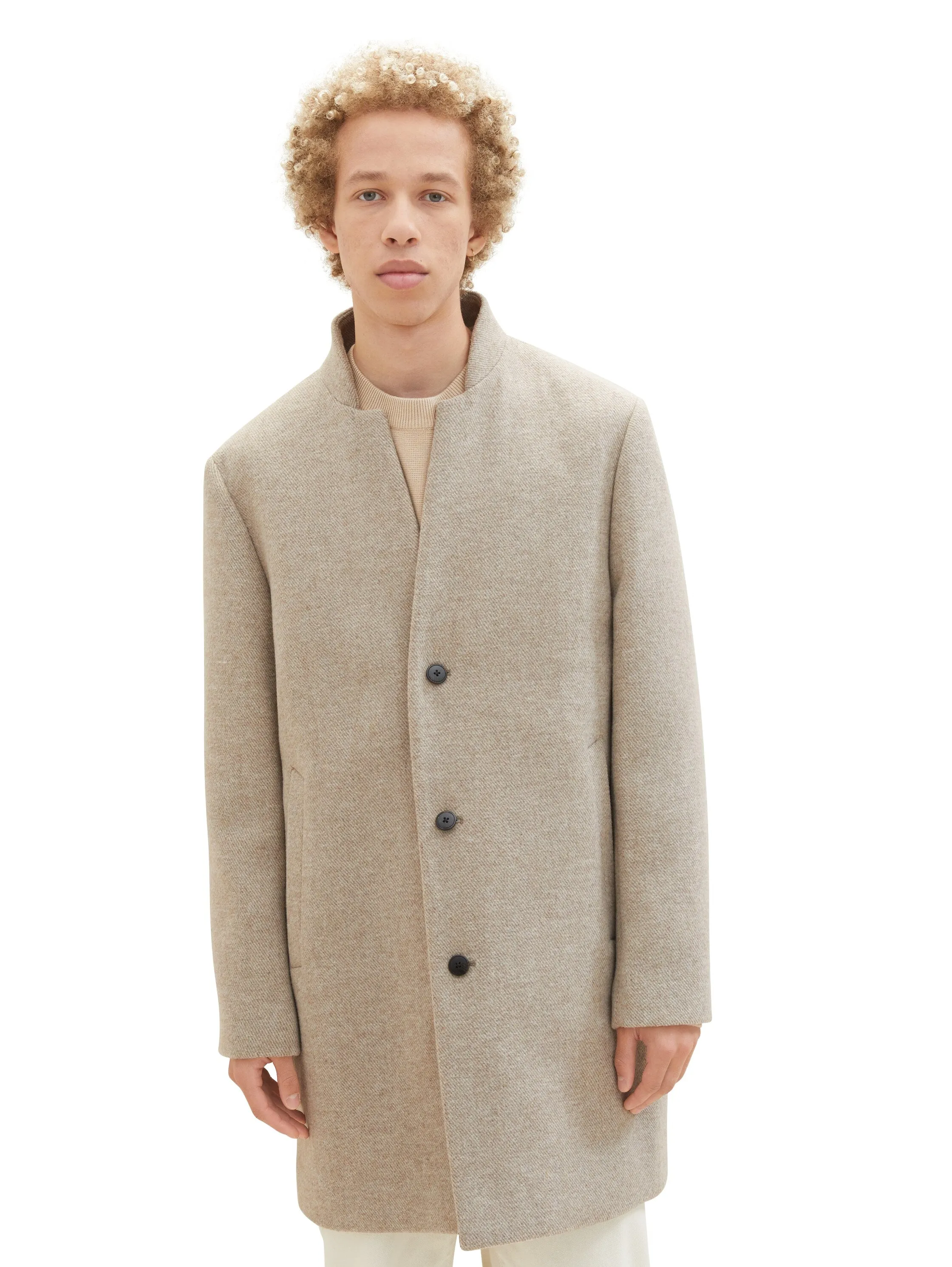 THREE BUTTON WOOL COAT